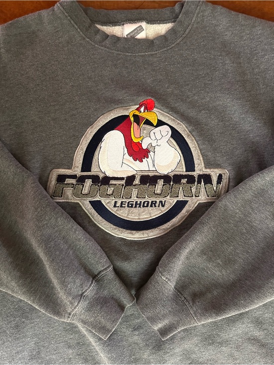 Warner Bros. Other - Y2K Warner Bros Foghorn Leghorn Sweatshirt Gray Embroidered Appliqué Size L